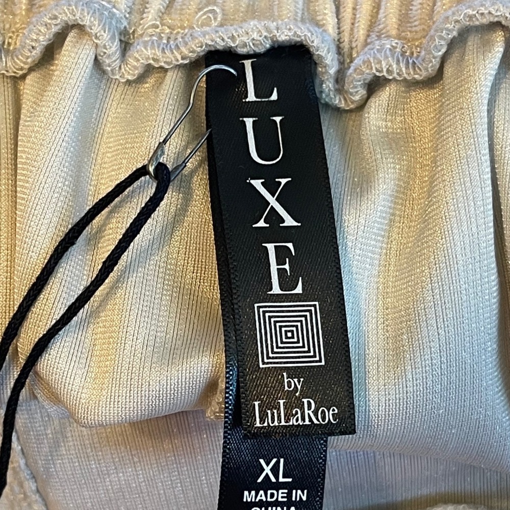 LuLaRoe Luxe Wide Leg Pants Womens XL Champagne Beige Excellent Shimmer Pleated - Picture 8 of 10